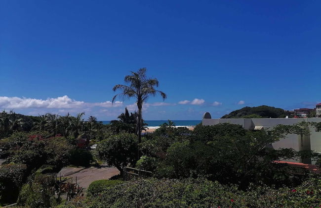 The Beach House - Photo 29