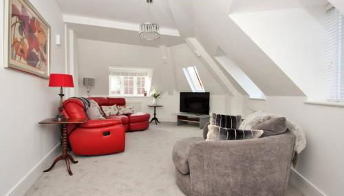 CC - Central Location Top Floor 2 Bed Deluxe Modern Apartment - Foto 3