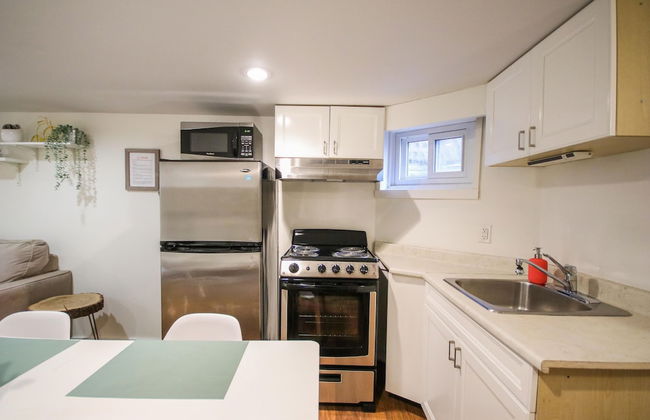 Leslieville Cozy & Bright Apt in Trendy Beaches - Foto 11