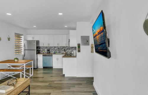 Amazing Big 2 Bedroom Apartment Beach & Casino - Photo 11