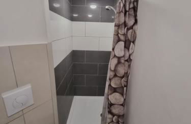 Schöne Wohnung im Zentrum von Ahnatal - Foto 16