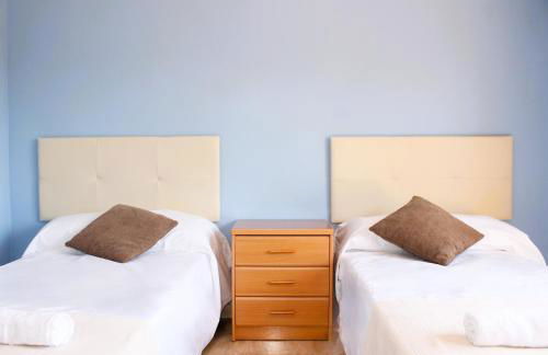 House with Pool and Sea Views - Photo 11