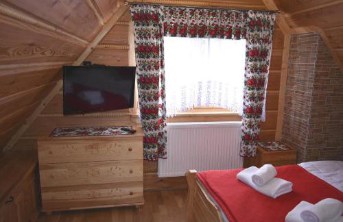 Domek Góralski POD LASEM - Foto 15