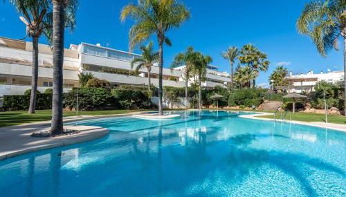 Apartamento Altos de Banús V - Foto 2