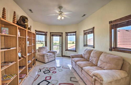 10 Mi to Barr Lake State Park Home with Mtn Views - Foto 17