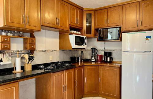 Casa Allegro 3dorm prox Lago Negro by AcheiGramado - Photo 18