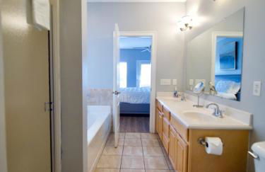 6 BR-Seaside Cotton-Heated Pool-Game Room with Pool Table - Photo 15