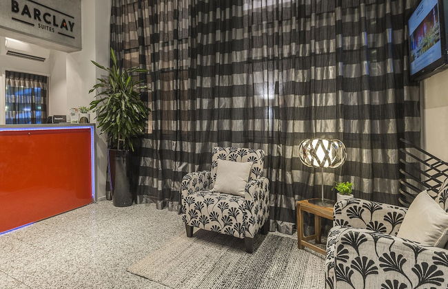 Barclay Suites - Photo 3