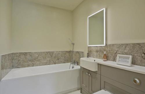 7 Bed in Barsham oc-then - Photo 8