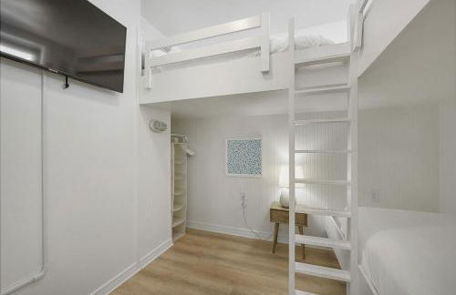 Lazy Bones - Vacation Home Near the Beach with Private Pool & Golf Cart - Foto 26