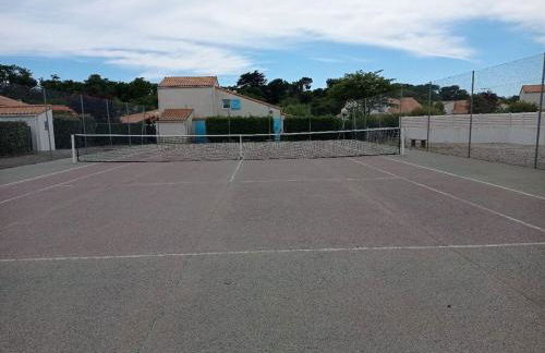 Charmante Maison Bord de Mer avec Piscine et Tennis 5-P - Foto 13