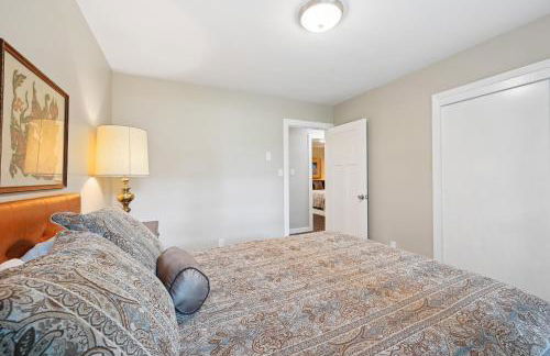 Greensboro Golf Getaway - 9 Mi to Downtown! - Foto 16