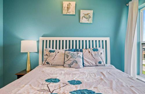 Steps to the Beach | Tiki Bar Fun | Epic Bay Views | Sleeps 8 - Foto 35