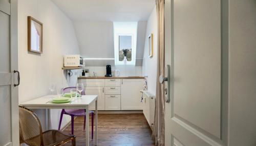 Stylisches Apartment für 2 Personen in historischem Fachwerkhaus 4 Etage mit Blick auf Stadt & Festung - Foto 5