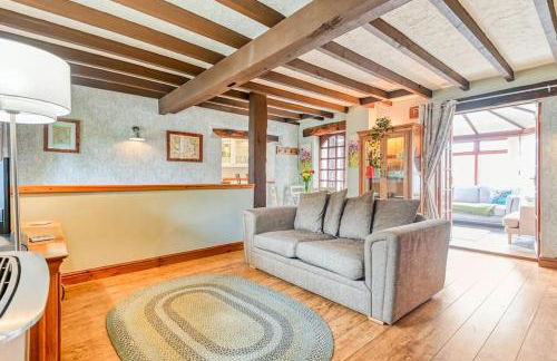 The Hurst Coach House - Photo 3