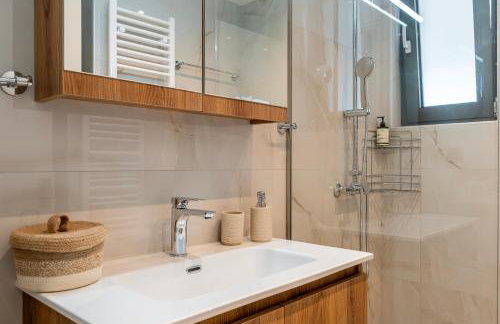 Estia Comfort Stay - Photo 24