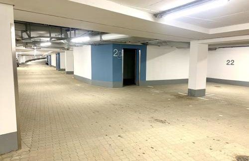 New-three room-Entire Apartment with two Balconies & Garage, Central-Fast Access to City Center - Barmbek -Stadtpark - Foto 35