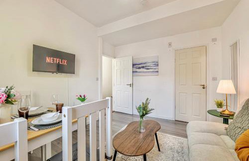 Large One Bedroom Apartments Southsea Sleeps 3 - Free Parking - Foto 34