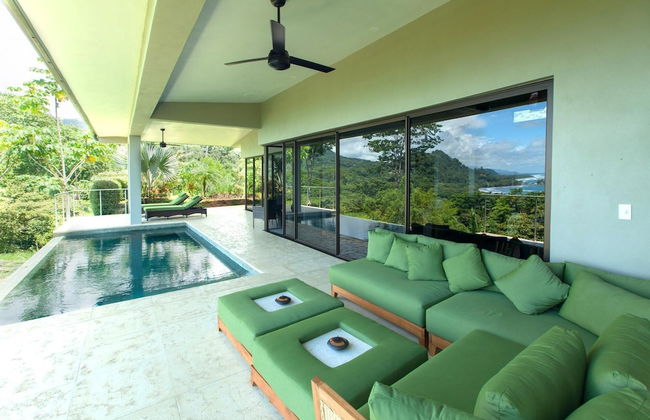 Luxe 4 Bdrm Villa w Epic Oceanview Infinity Pool - Foto 8