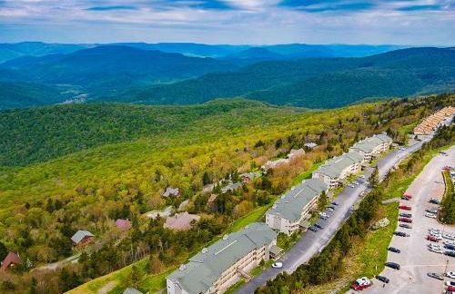 Remodeled Summit Condo at Snowshoe - Modern & Cozy - Foto 32