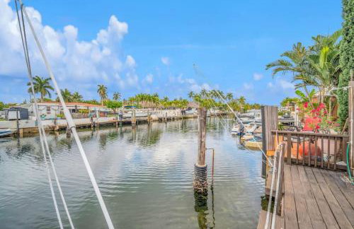 Vista Mar Scenic 3BR Family Waterfront w Private Dock - Foto 3