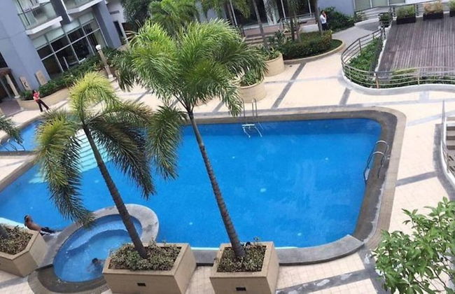 Del'S Condotel across NAIA Terminal 3 - Photo 15