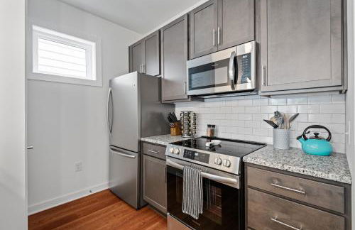 Charming Duplex Retreat in Old Town Manchester, VA - Foto 2