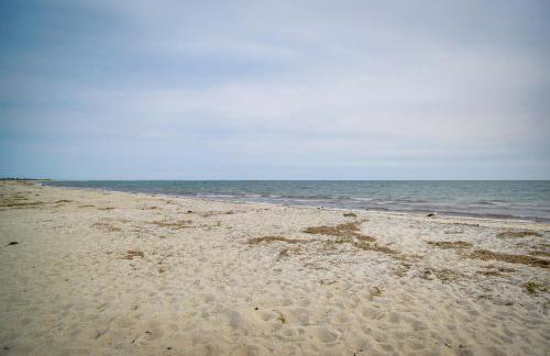 Walk to Beach Chatham Gem with Ocean-View Sunroom! - Foto 27