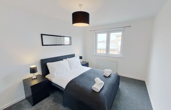 Orange Apartments Bothwell Road - Photo 6