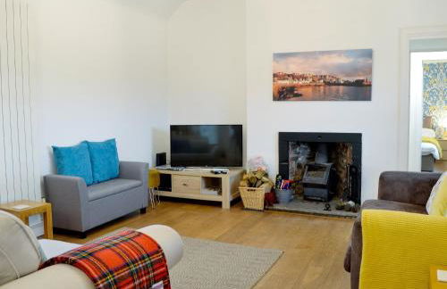 Kirklauchline Cottage - Photo 3