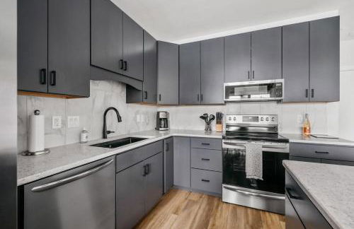 Cityscape Condo: New in Downtown Traverse City! - Foto 5