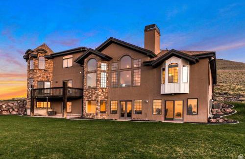 Private Family Home with Hot Tub - Foto 66