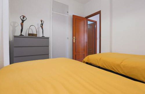 Sunny Seaside Getaway in Mar Menor - Foto 17