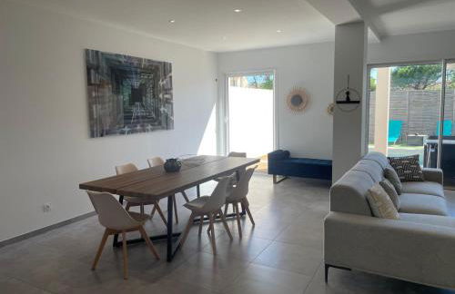 Villa design Cap dAgde piscine et plage - Foto 25