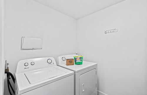 Modern Resort Styled 2BR Apt W Pool, Gym & Hot Tub - Foto 22