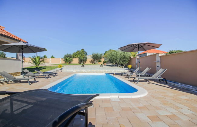 Villa Zrilić - Photo 18