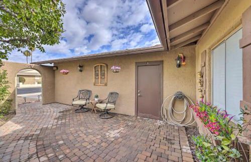 Family Friendly! Poolside Desert Oasis in Glendale - Foto 23