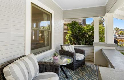 Luxe Backyard Oasis w/ Hot Tub Chic Design South Park Sanctuary - Foto 55