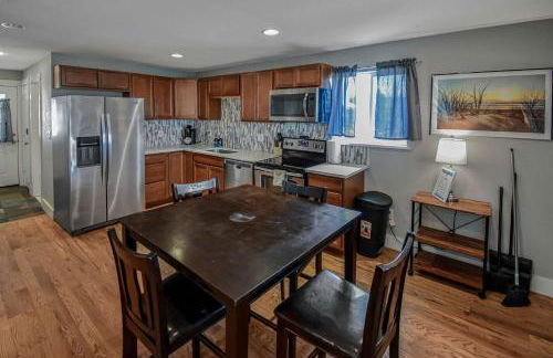 3 bed home with huge yard near Hidden Lake - Foto 4