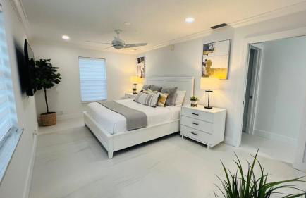 Remodeled Palm Haven Escape, Movie Room, Backyard - Foto 7