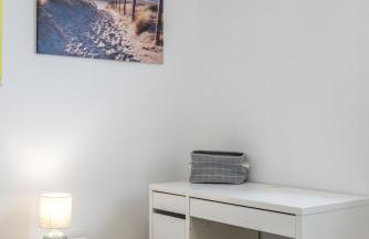 Three Lions Apartment - Photo 24