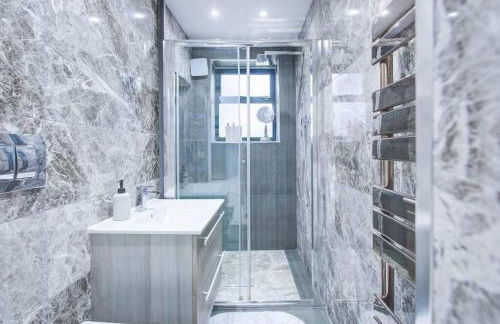 Luxurious House Leyton sleep7+garden next to Stratford - Foto 14