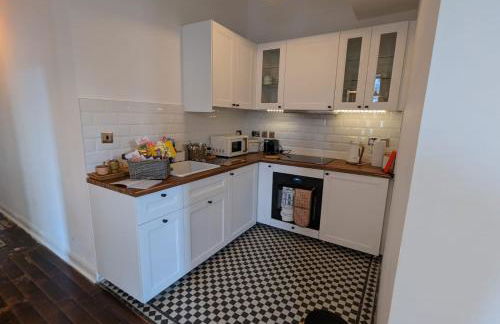 Camberwell Church Street - Photo 3