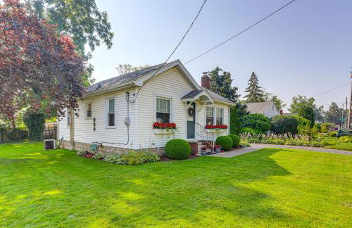 Walk to Private Beach Lake Erie Retreat with Yard! - Photo 2