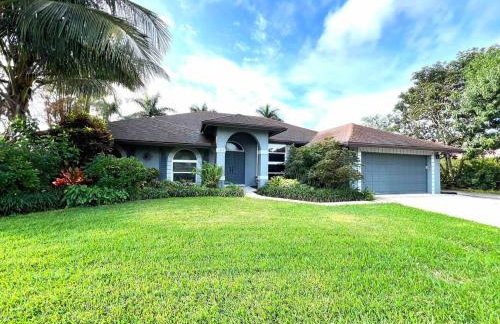 Wellington Pool House With Spa and Putting Green - Foto 28