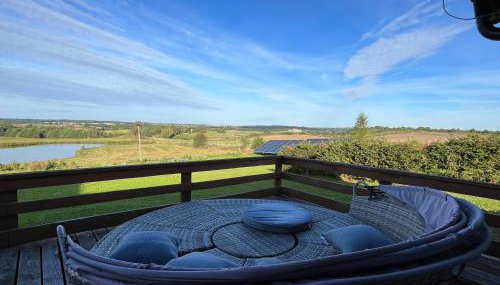 DREWNIANY DOM NA WZGÓRZU - Foto 3