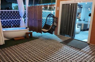 CASA CLIMATIZADA COM HIDROMASSAGEM PRÓXIMO BETO CARRERO E PRAIAS - Casa 1 DuMar Hospedagem - Photo 1