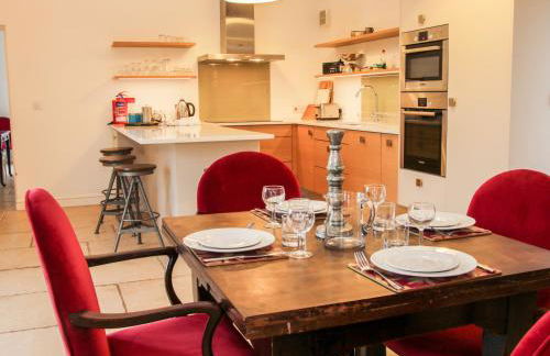 Treehouse Barn at Pitchford Estate - Foto 8