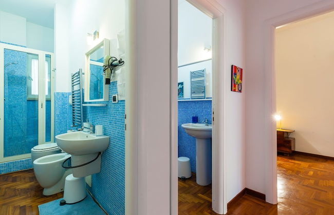 Large Apartment in the Heart of Chiaia - Foto 20