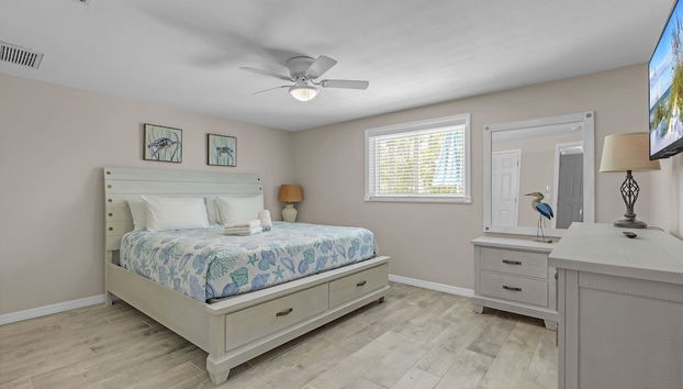 Lazy Pelican 2 Bedroom Home by RedAwning - Foto 2, Habitación